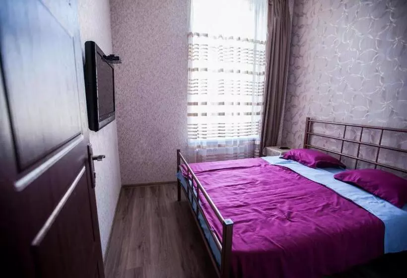 پانسیون Guest House Didis