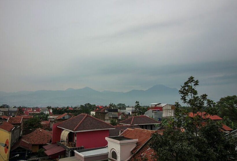 هتل Oyo 483 Flagship Tamansari Panoramic Bandung