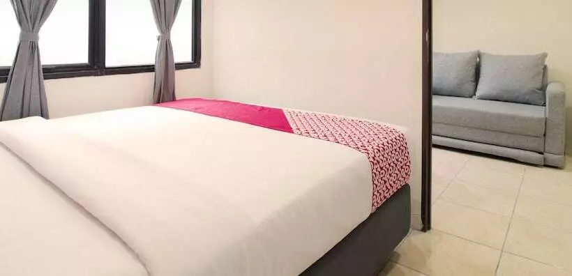 ホテル Oyo 483 Flagship Tamansari Panoramic Bandung