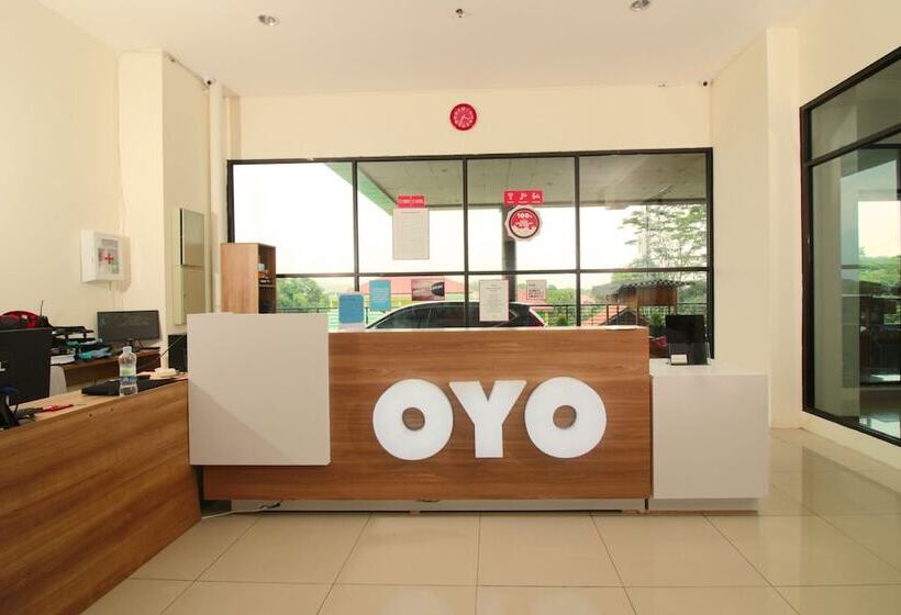 هتل Oyo 483 Flagship Tamansari Panoramic Bandung