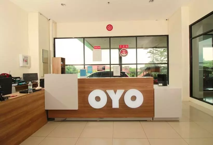 ホテル Oyo 483 Flagship Tamansari Panoramic Bandung