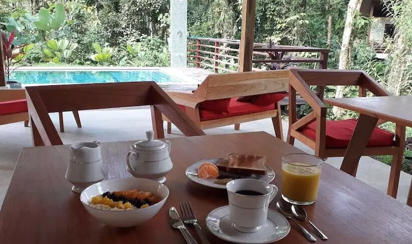 هتل Satta Lodge