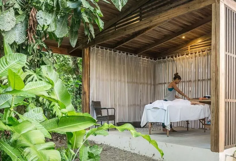 هتل Satta Lodge