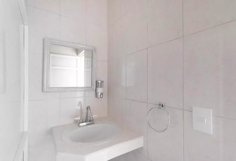 ホテル Capital O Vivanta