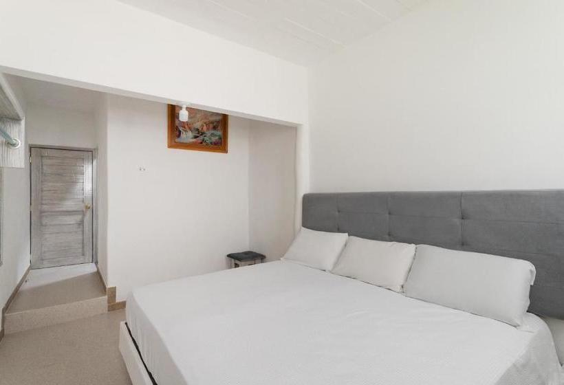 Отель Capital O Vivanta