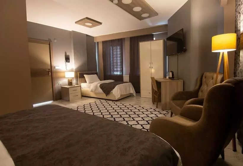 Staron Otel