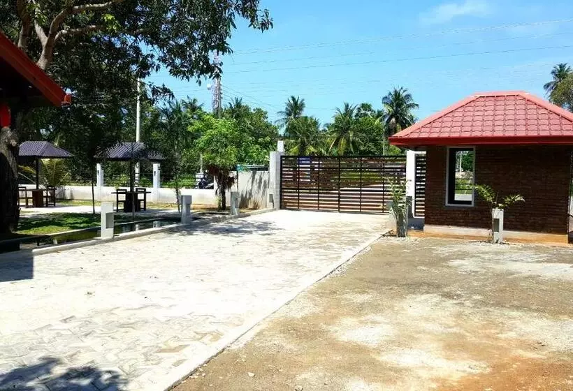 ホテル Cocolagoon Eco Resort Nilaveli