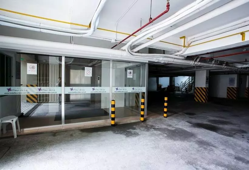 هتل Fleur De Liz   Tagbilaran