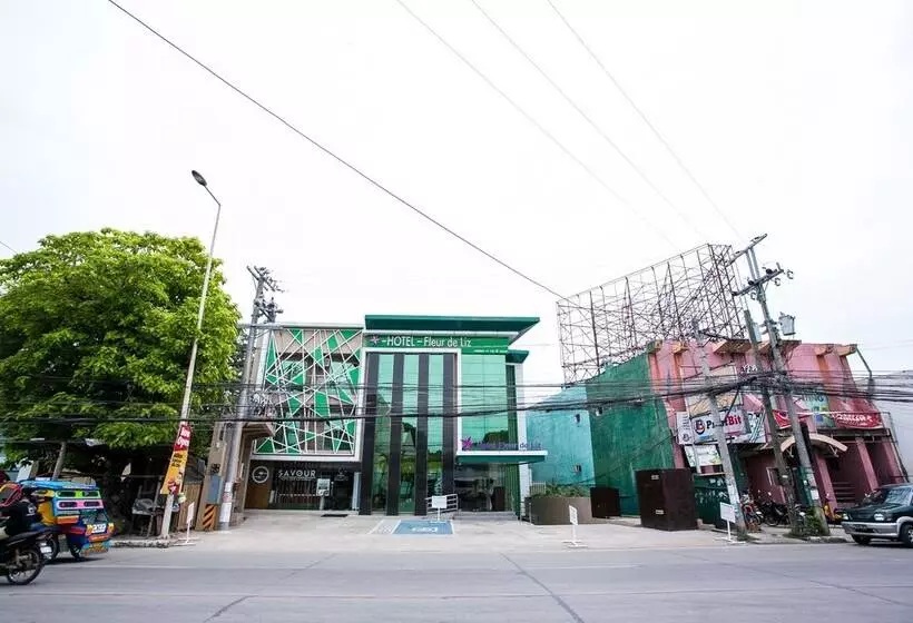 هتل Fleur De Liz   Tagbilaran