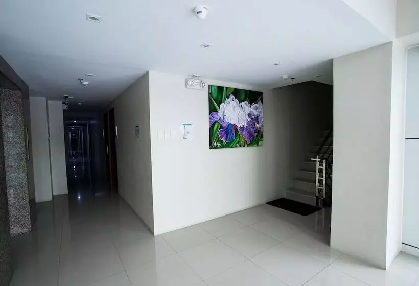 هتل Fleur De Liz   Tagbilaran