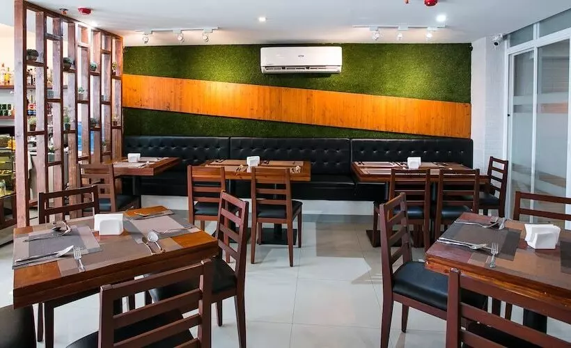 هتل Fleur De Liz   Tagbilaran