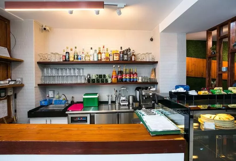 هتل Fleur De Liz   Tagbilaran