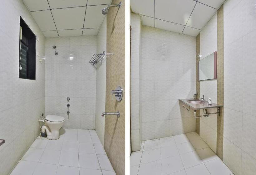 فندق Oyo 27662 Varma Palace