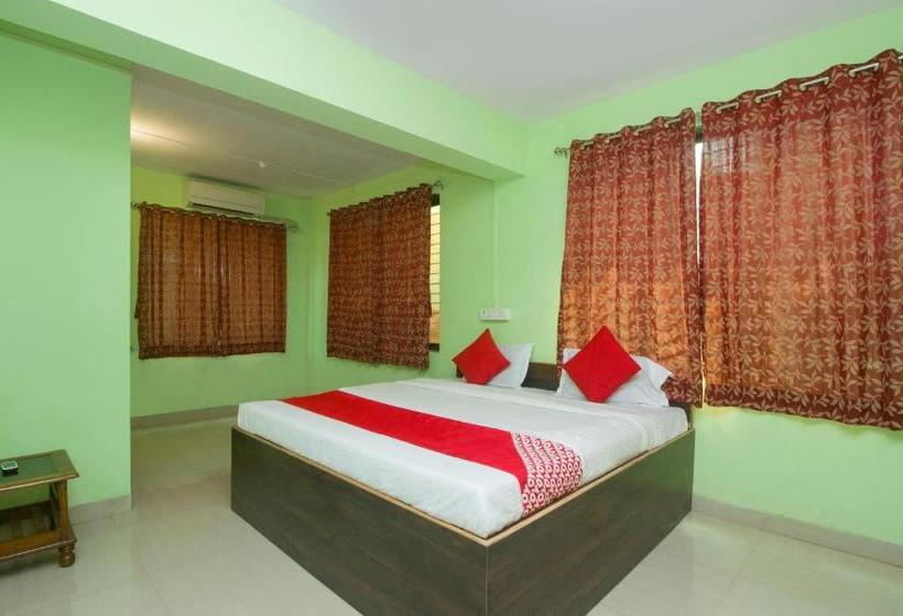 Hotell Oyo 19512 Pednekar S Home Stay