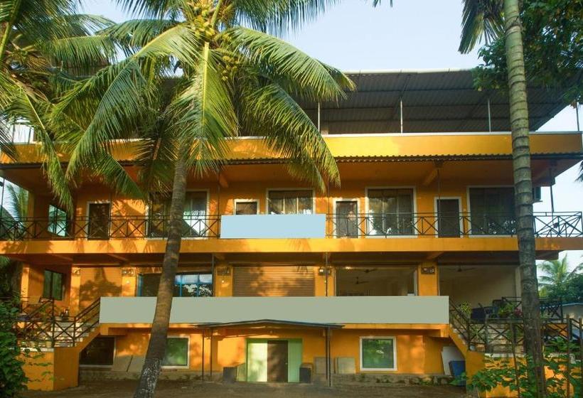 Hotell Oyo 19512 Pednekar S Home Stay