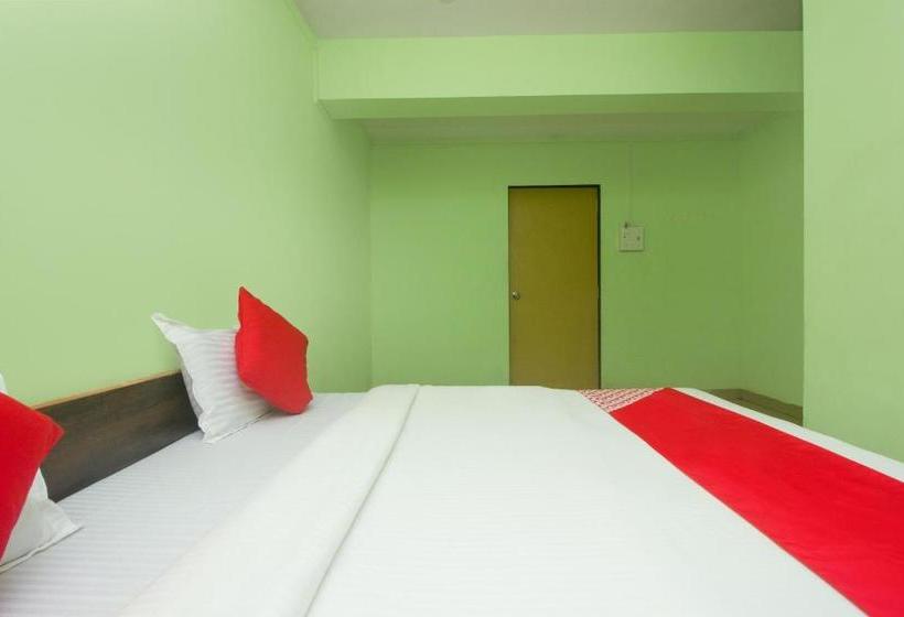 Hotell Oyo 19512 Pednekar S Home Stay