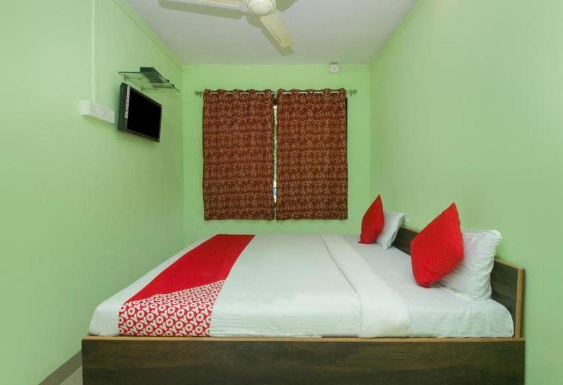 Hotell Oyo 19512 Pednekar S Home Stay
