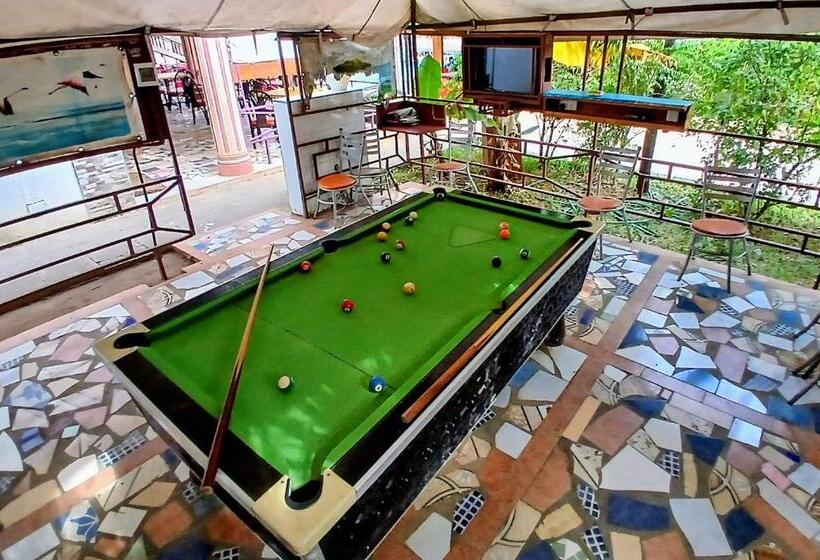 هتل Premier Guest Residence