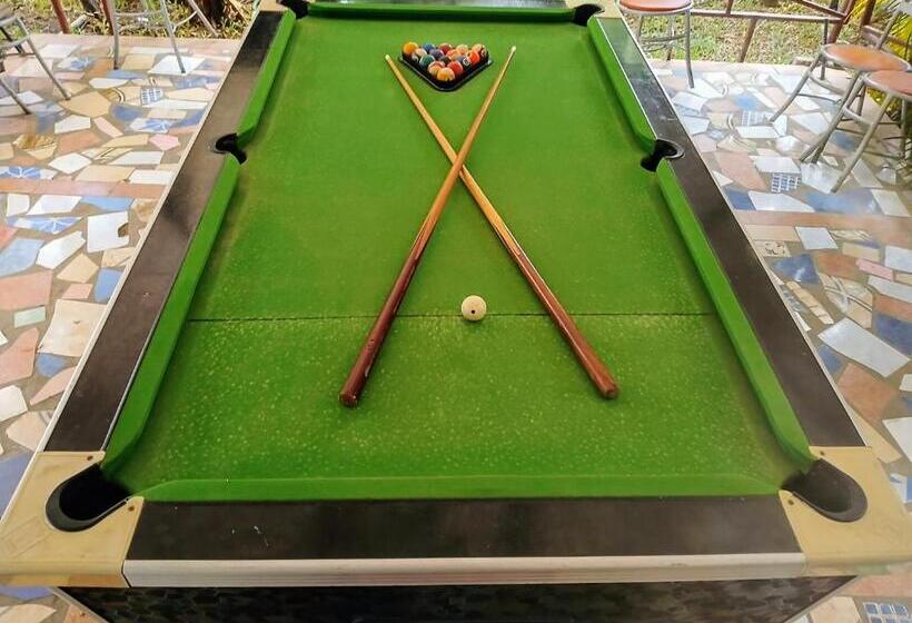 هتل Premier Guest Residence