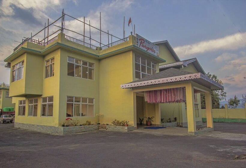 Oyo 28084 Hotel Pangolin