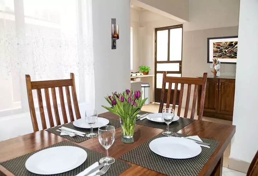 تختخواب و صبحانه Mama Wilsen House