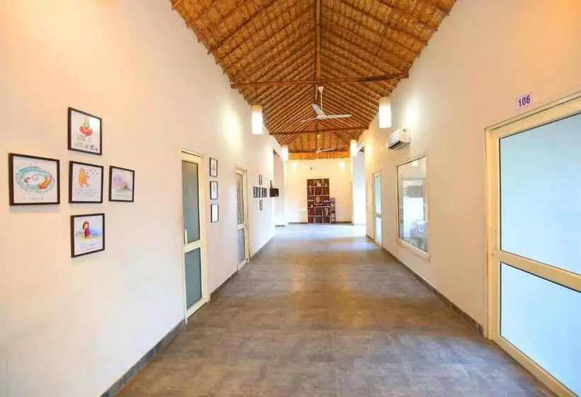 Hotelli Oyo 19785 Mystic Medow Club & Resort