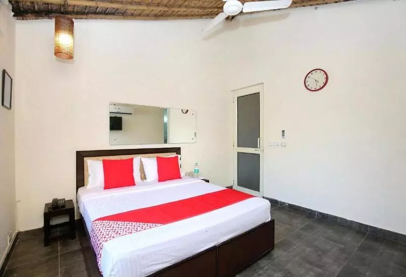 Hotelli Oyo 19785 Mystic Medow Club & Resort