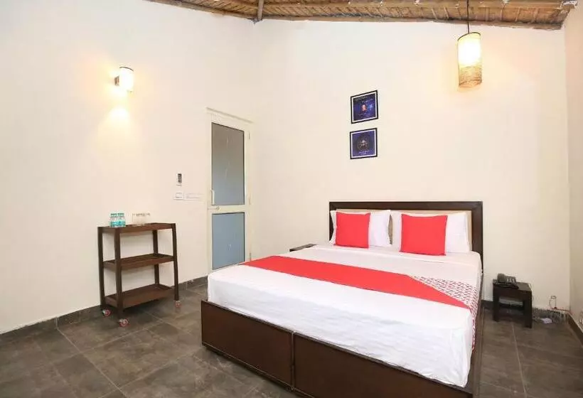 Hotelli Oyo 19785 Mystic Medow Club & Resort