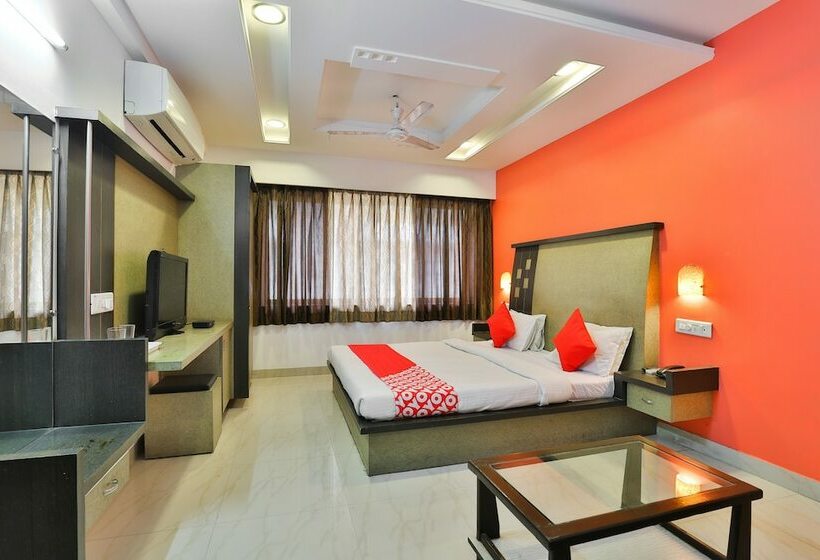 Oyo 22574 Hotel Deep Palace