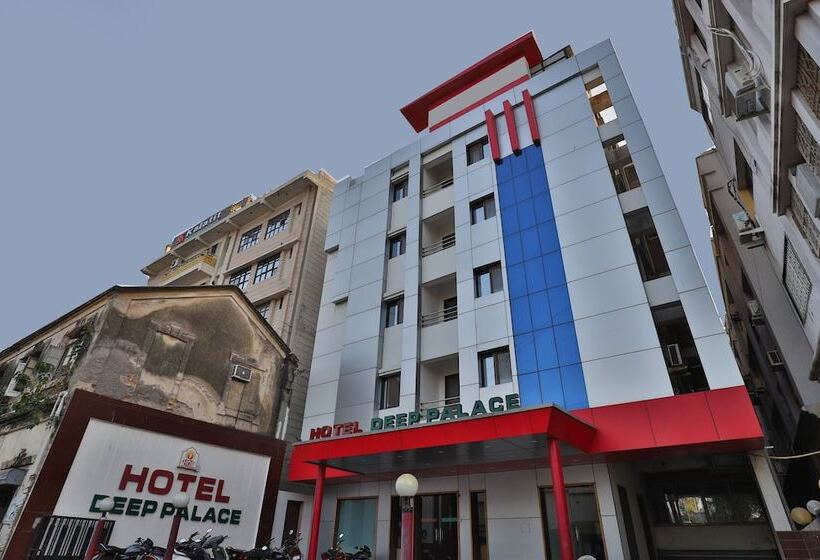 Oyo 22574 Hotel Deep Palace