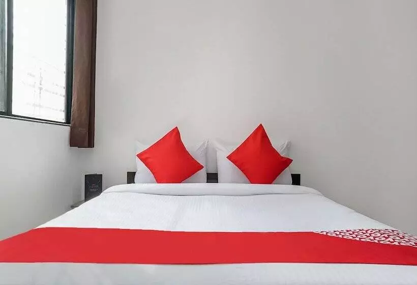 Oyo 24143 Flagship Hotel Blue Orchid