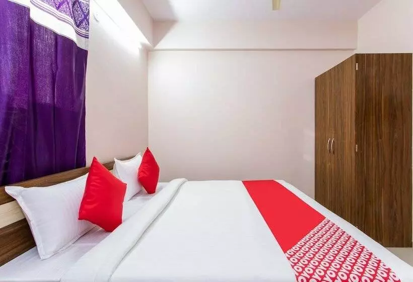 Oyo 24461 Hotel Suvidha