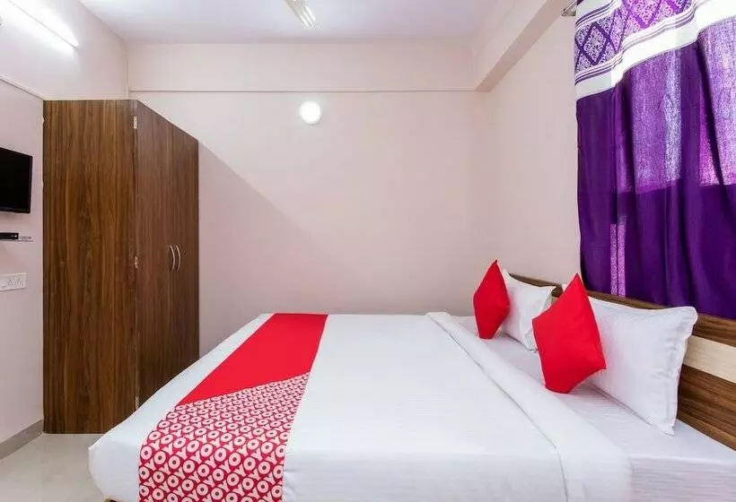 Oyo 24461 Hotel Suvidha