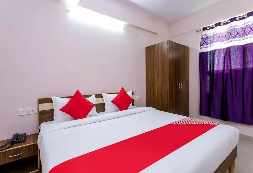 Oyo 24461 Hotel Suvidha