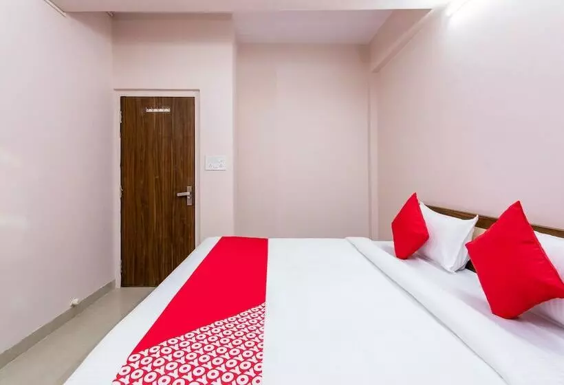 Oyo 24461 Hotel Suvidha