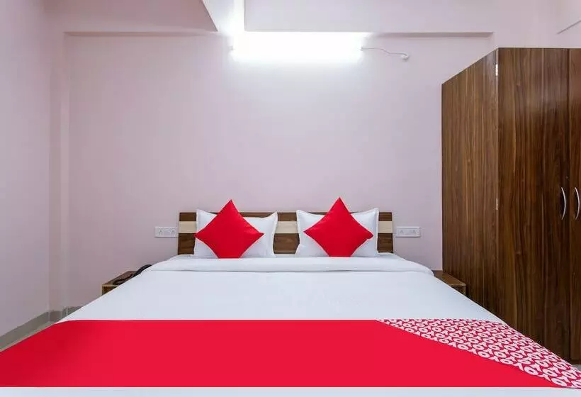 Oyo 24461 Hotel Suvidha