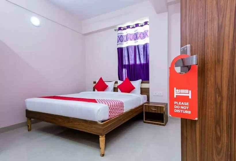 Oyo 24461 Hotel Suvidha
