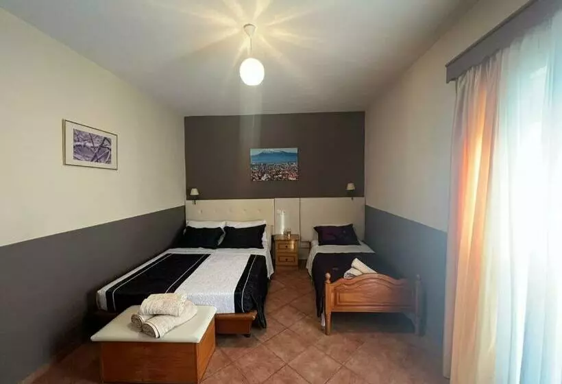 ペンション Anel Suites