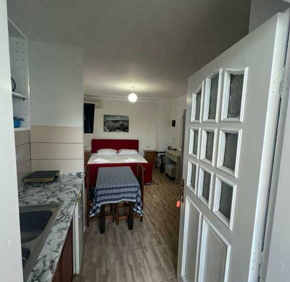 پانسیون Anel Suites