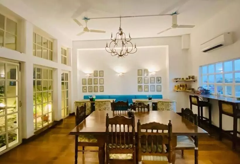 Pensione Mango Tree Courtyard Dehradun