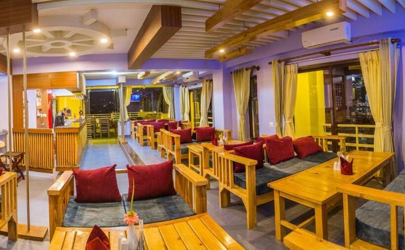 هتل Task International