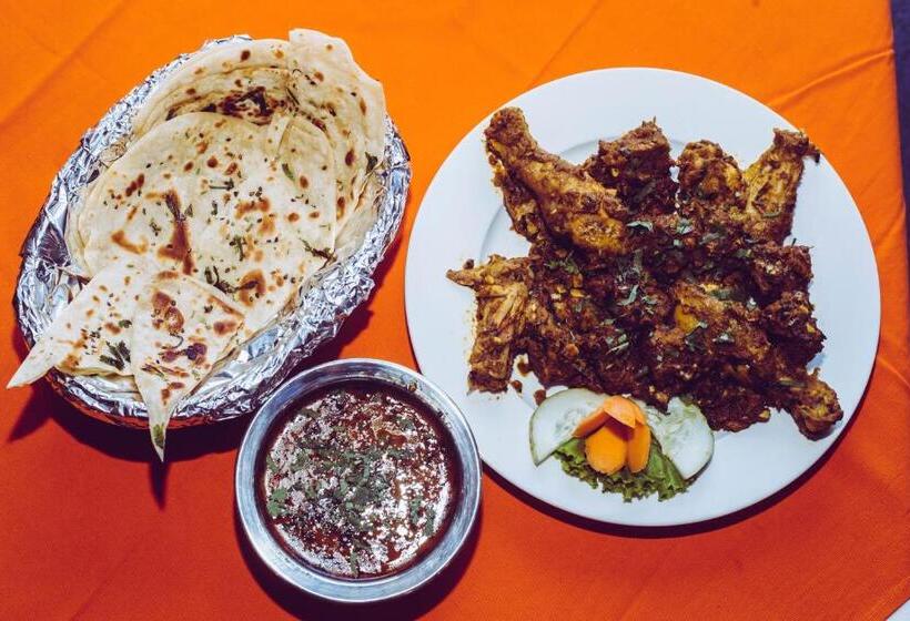 هتل Task International