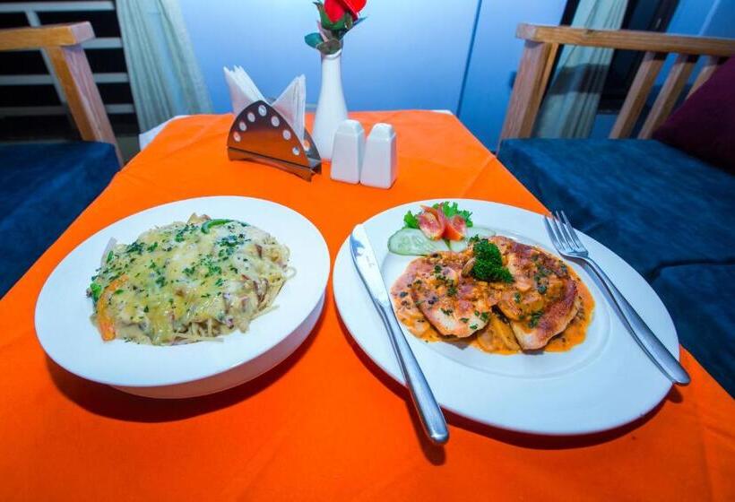 هتل Task International