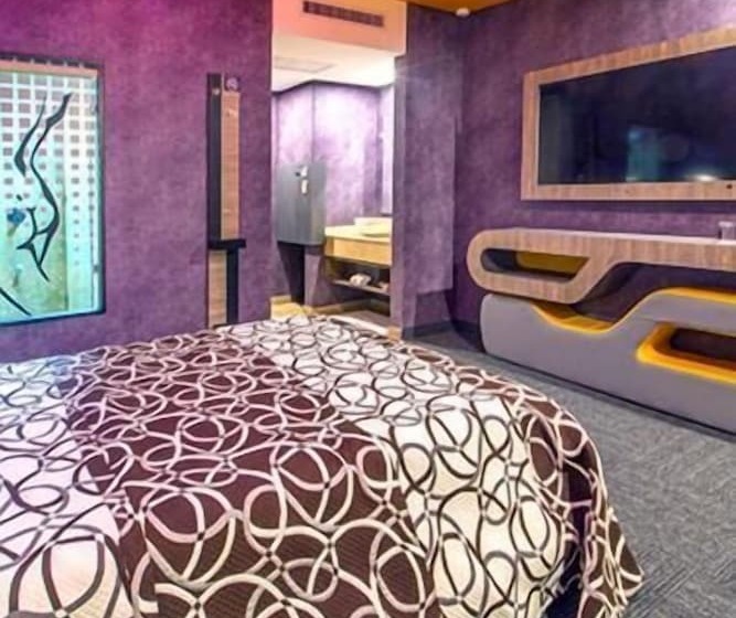 Motelli Zaragoza Inn Boutique