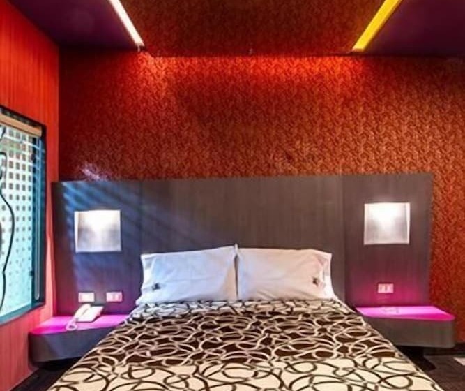 Motelli Zaragoza Inn Boutique