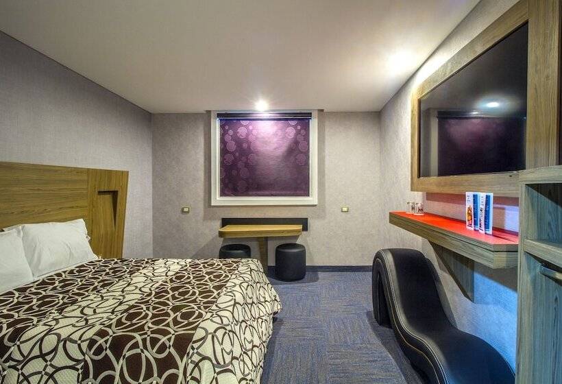 Motelli Zaragoza Inn Boutique