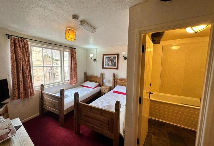 بنسيون Farriers Arms