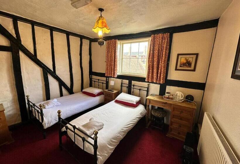 بنسيون Farriers Arms