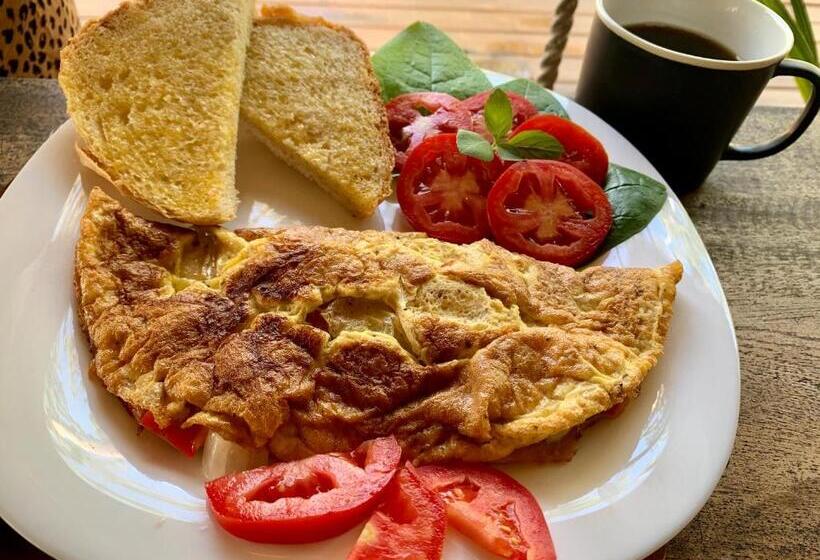 هاستل Boatique Hotel And Marina