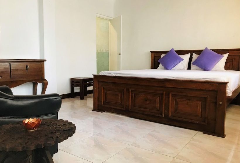 Bed & Breakfast The Colombo Seven